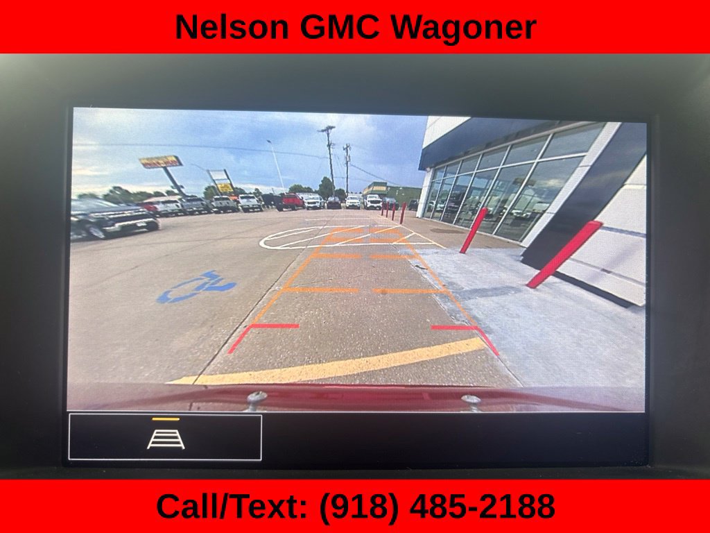 Used 2022 GMC Terrain AT4 w/ LPO, Floor Liner Package AWD/4WD image 30