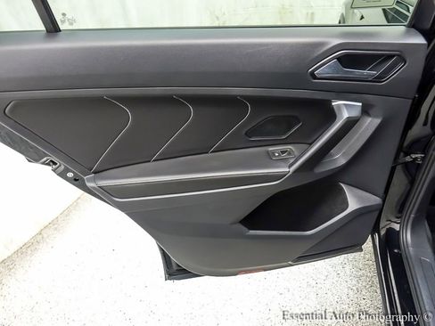 Used 2024 Volkswagen Tiguan SE R-Line w/ MDO Package, Three-Row image 23