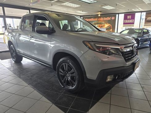 Used 2019 Honda Ridgeline Sport image 3