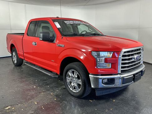 Used 2017 Ford F150 XLT w/ Equipment Group 301A Mid image 3