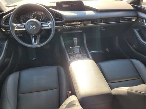 Used 2019 MAZDA MAZDA3 Sedan w/ Preferred Package image 10