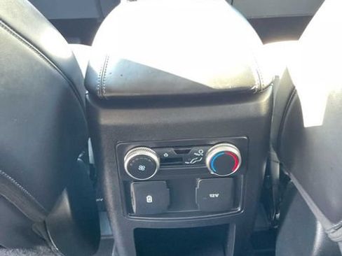 Used 2021 Ford Explorer XLT w/ Equipment Group 202A AWD/4WD image 45