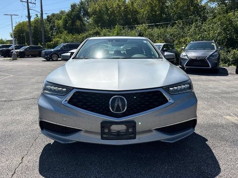 Used 2018 Acura TLX V6 w/ Technology Package FWD image 2