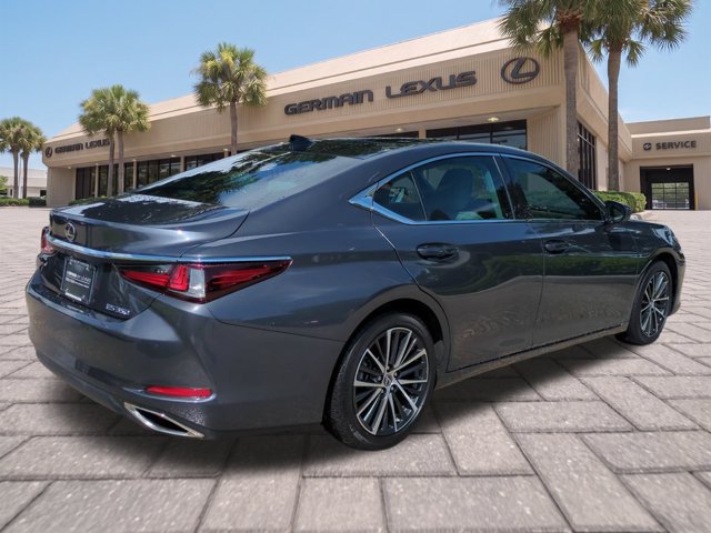 Certified 2024 Lexus ES 350 w/ Premium Package FWD image 4