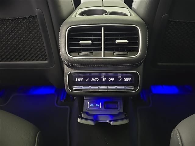 Used 2026 Mercedes-Benz GLS 450 4MATIC image 28