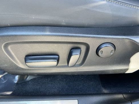 Certified 2022 Lexus RX 450hL AWD w/ Premium Package image 10