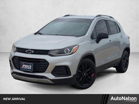 Used 2020 Chevrolet Trax LT w/ Redline Edition image 1