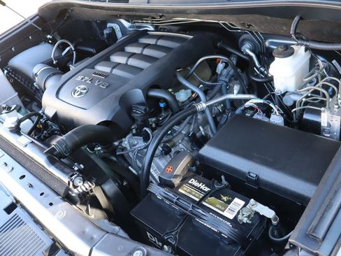 Used 2016 Toyota Tundra Limited w/ Limited Premium Package image 47