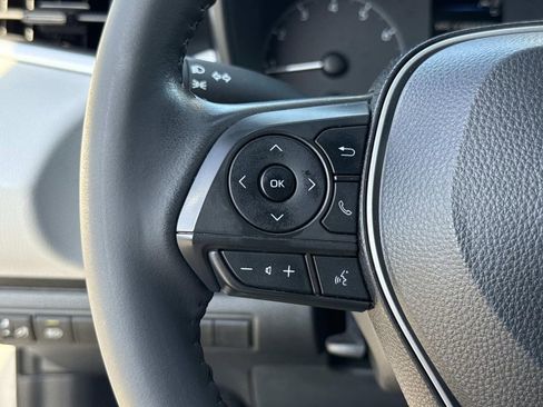 Used 2023 Toyota Corolla SE image 40