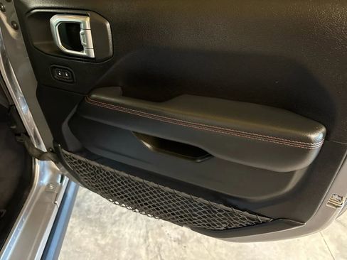 Used 2020 Jeep Gladiator Rubicon image 31