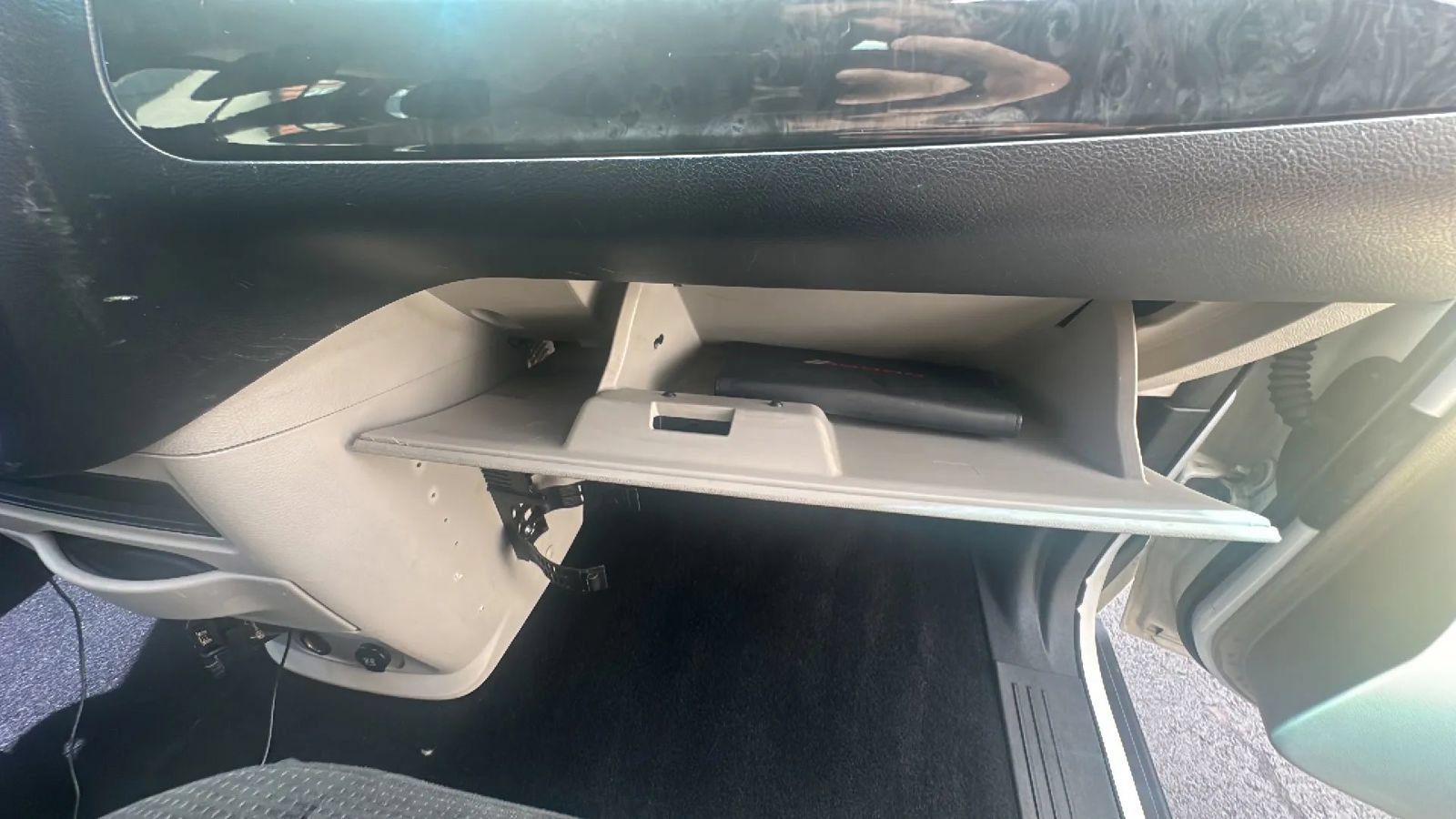 Used 2014 Dodge Grand Caravan American Value Package FWD image 21