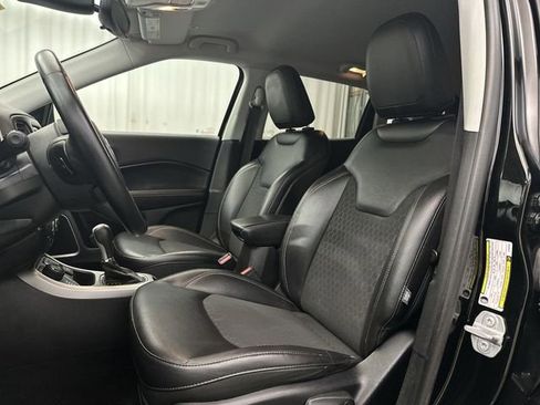 Used 2018 Jeep Compass Latitude image 17