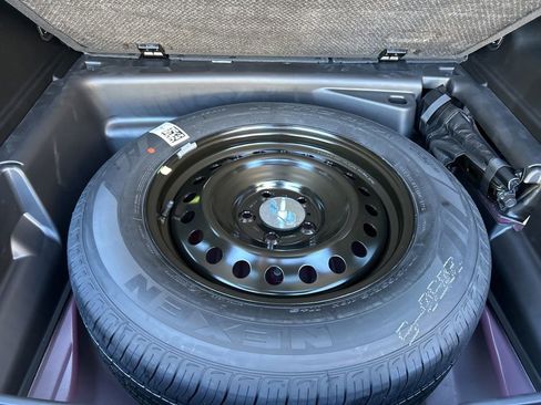 New 2025 Jeep Grand Cherokee Limited w/ Black Appearance Package image 40