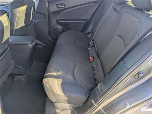 Used 2022 Toyota Prius LE image 17