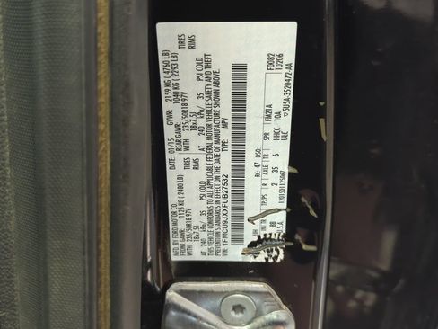 Used 2015 Ford Escape Titanium AWD/4WD image 24