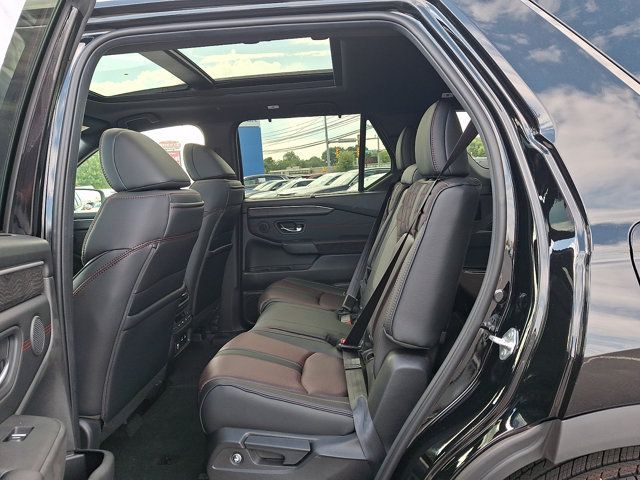 New 2026 Honda Pilot Black Edition image 7
