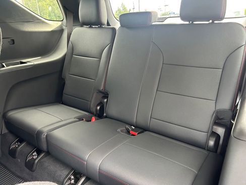 Used 2024 Chevrolet Traverse RS w/ LPO, Floor Liner Package image 35