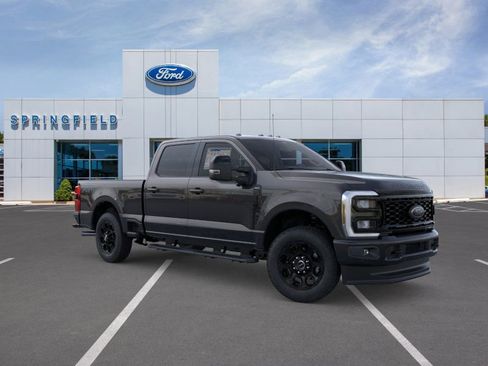 New 2026 Ford F250 Lariat w/ Black Appearance Package image 7