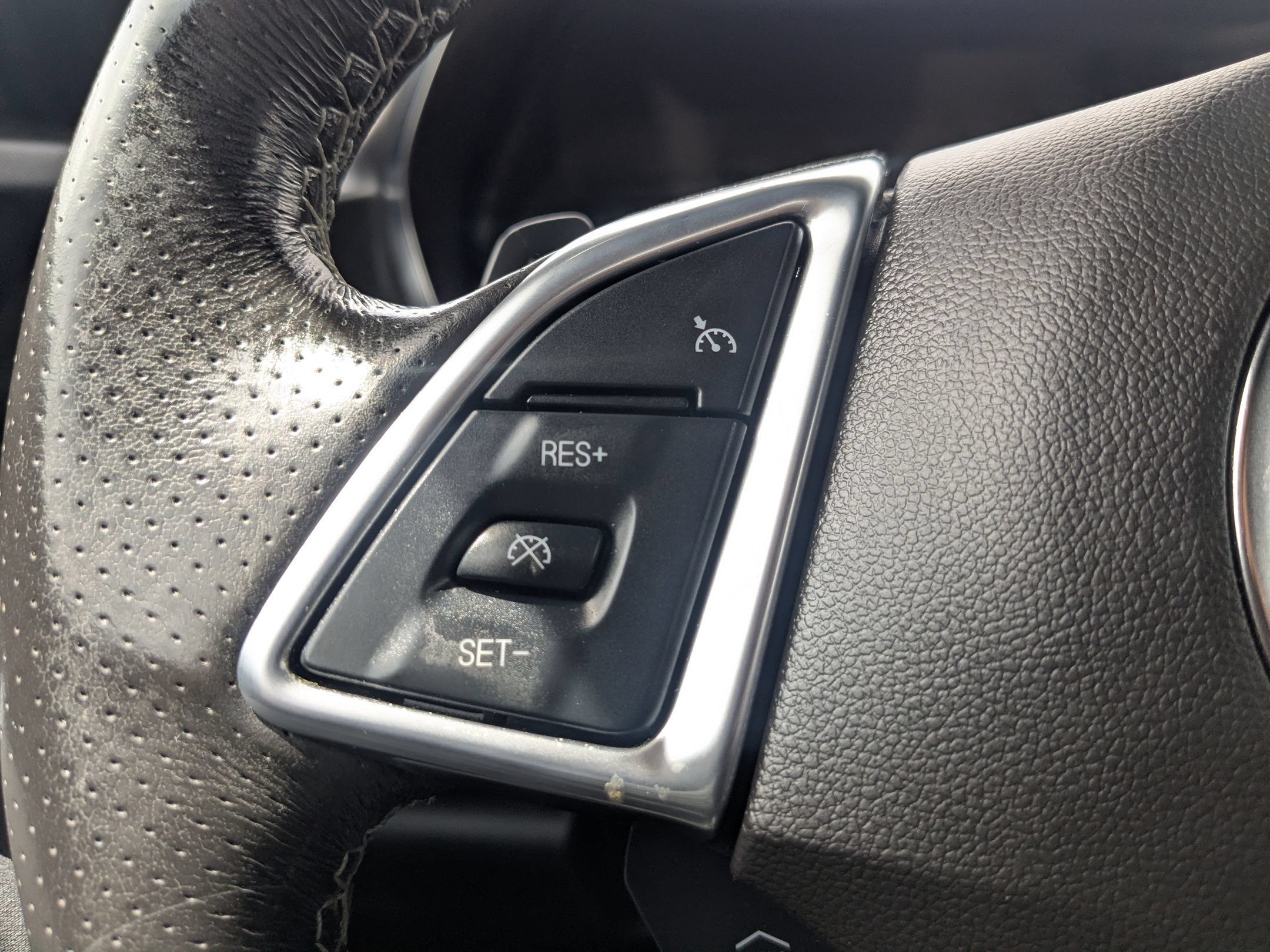 Used 2022 Chevrolet Camaro SS RWD image 20