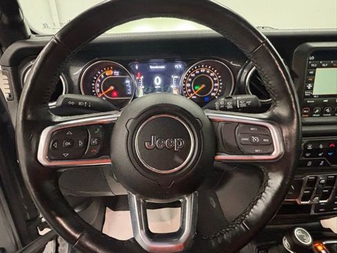 Used 2023 Jeep Wrangler Unlimited Sahara AWD/4WD image 20
