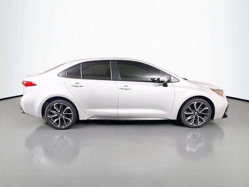 Used 2022 Toyota Corolla SE FWD image 11
