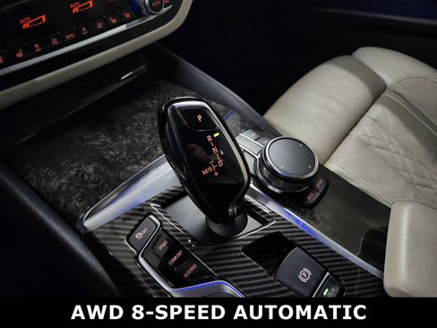 Used 2018 BMW 530e xDrive image 10