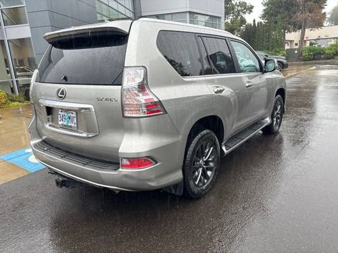 Used 2023 Lexus GX 460 Premium w/ Premium Plus Package AWD/4WD image 4