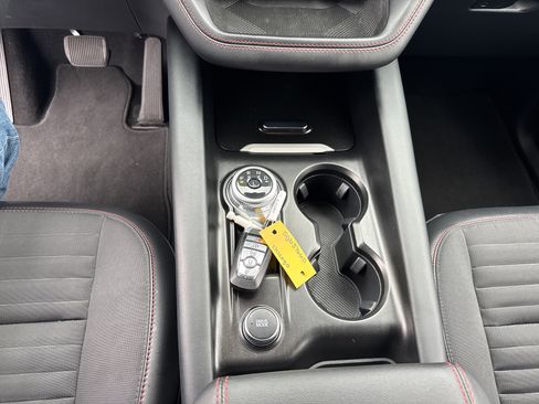 Used 2025 Ford Explorer ST-Line w/ ST-Line Street Pack image 45