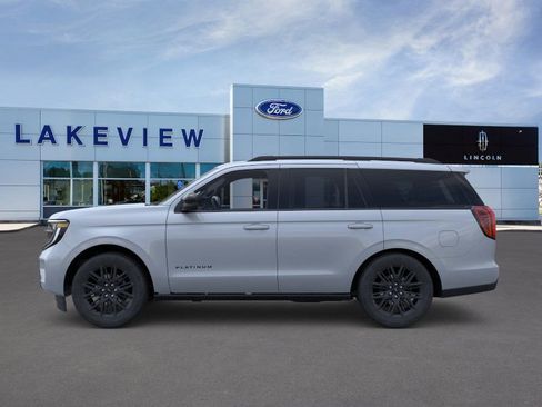 New 2026 Ford Expedition Platinum image 3