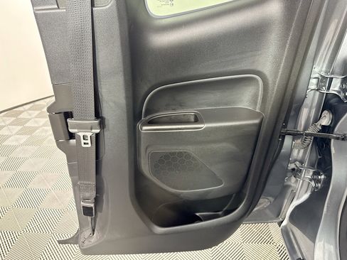 Used 2022 Chevrolet Colorado LT w/ Fleet Safety Package image 24