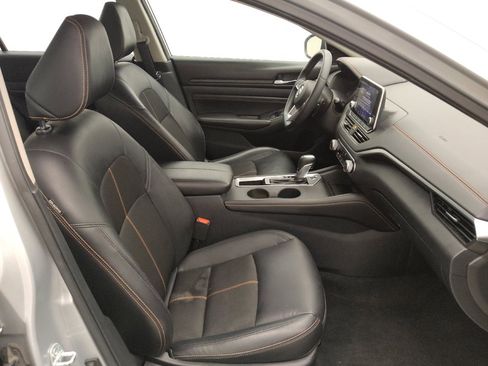 Used 2021 Nissan Altima 2.5 SR FWD image 21