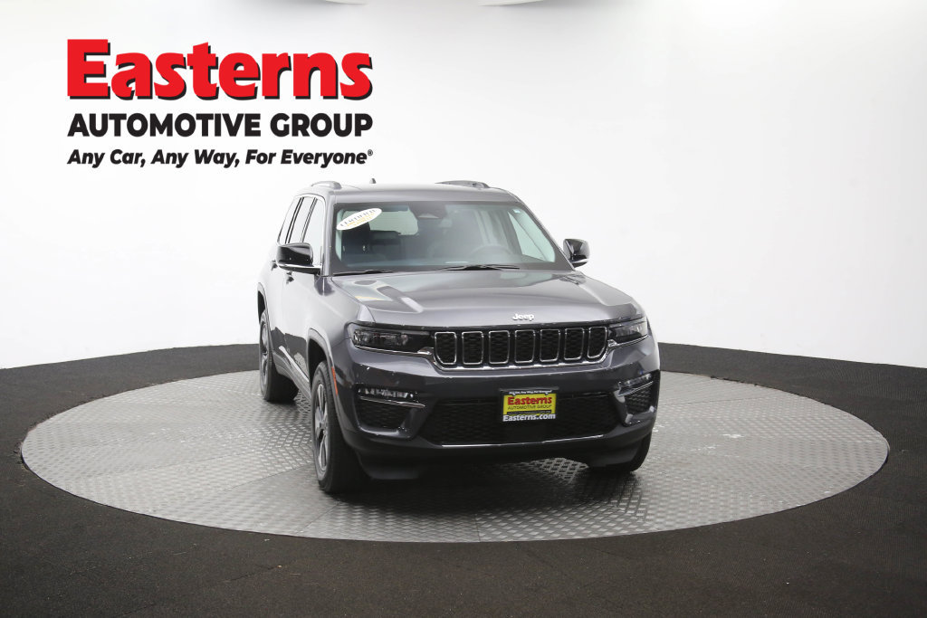 Used 2023 Jeep Grand Cherokee 4WD 4xe image 57