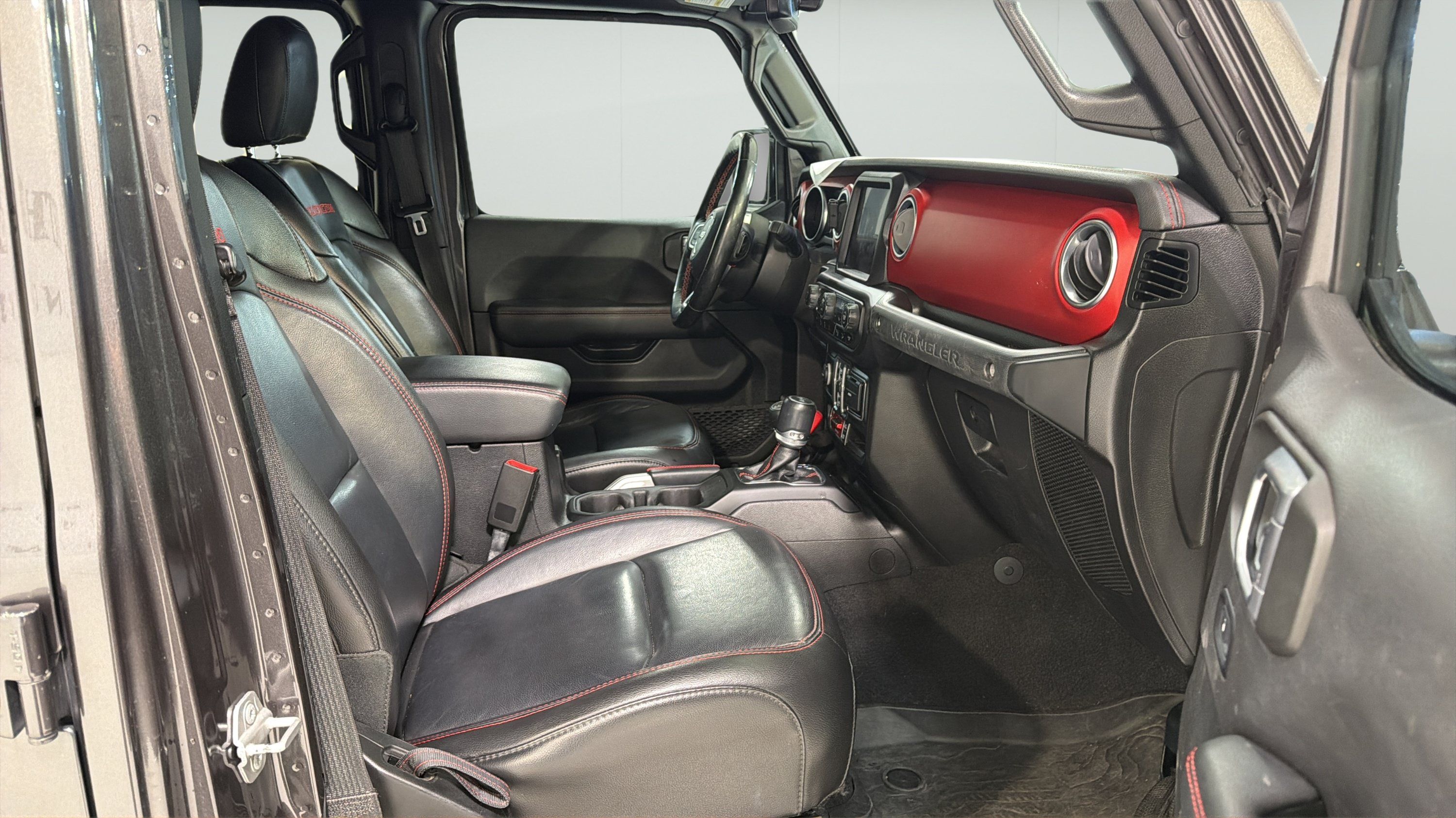 Used 2021 Jeep Wrangler Unlimited Rubicon AWD/4WD image 23