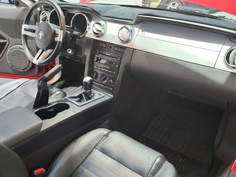 Used 2006 Ford Mustang GT RWD image 31