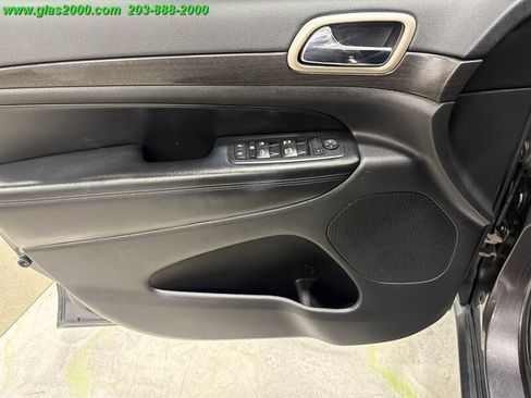 Used 2016 Jeep Grand Cherokee Laredo w/ Quick Order Package 23E AWD/4WD image 25