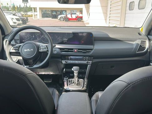 New 2026 Kia Seltos SX w/ SX Sunroof Package image 17