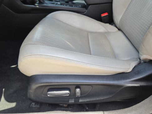 Used 2023 Honda Civic Touring image 13