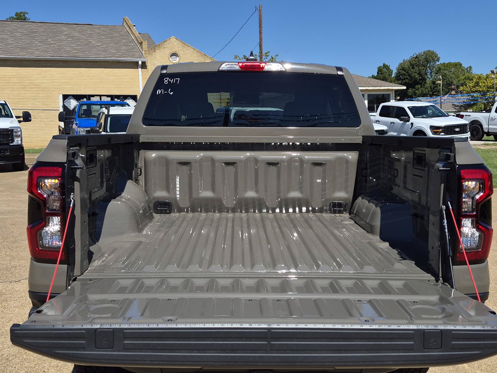New 2026 Ford Ranger XLT w/ Black Appearance Package AWD/4WD image 7