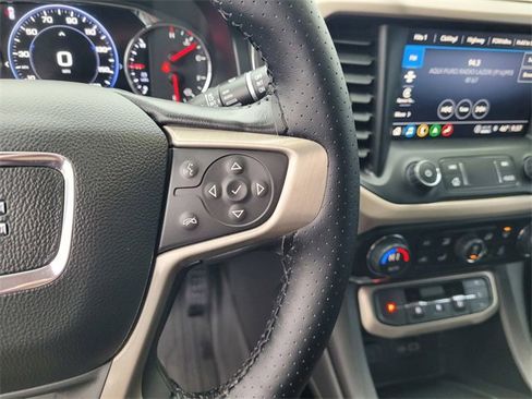 Used 2022 GMC Acadia Denali w/ Denali Ultimate Package image 22