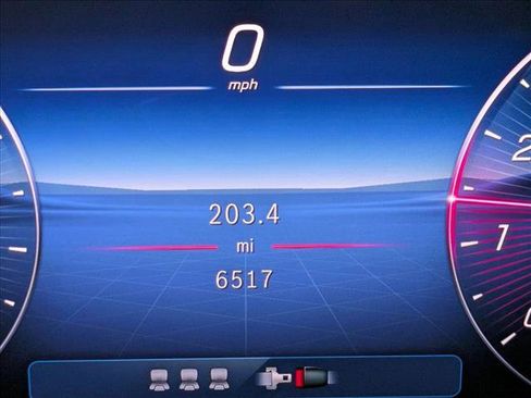 Certified 2025 Mercedes-Benz GLC 300 image 13