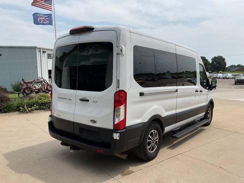 Used 2022 Ford Transit 350 XLT RWD image 9