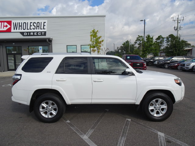 Used 2015 Toyota 4Runner SR5 RWD image 3