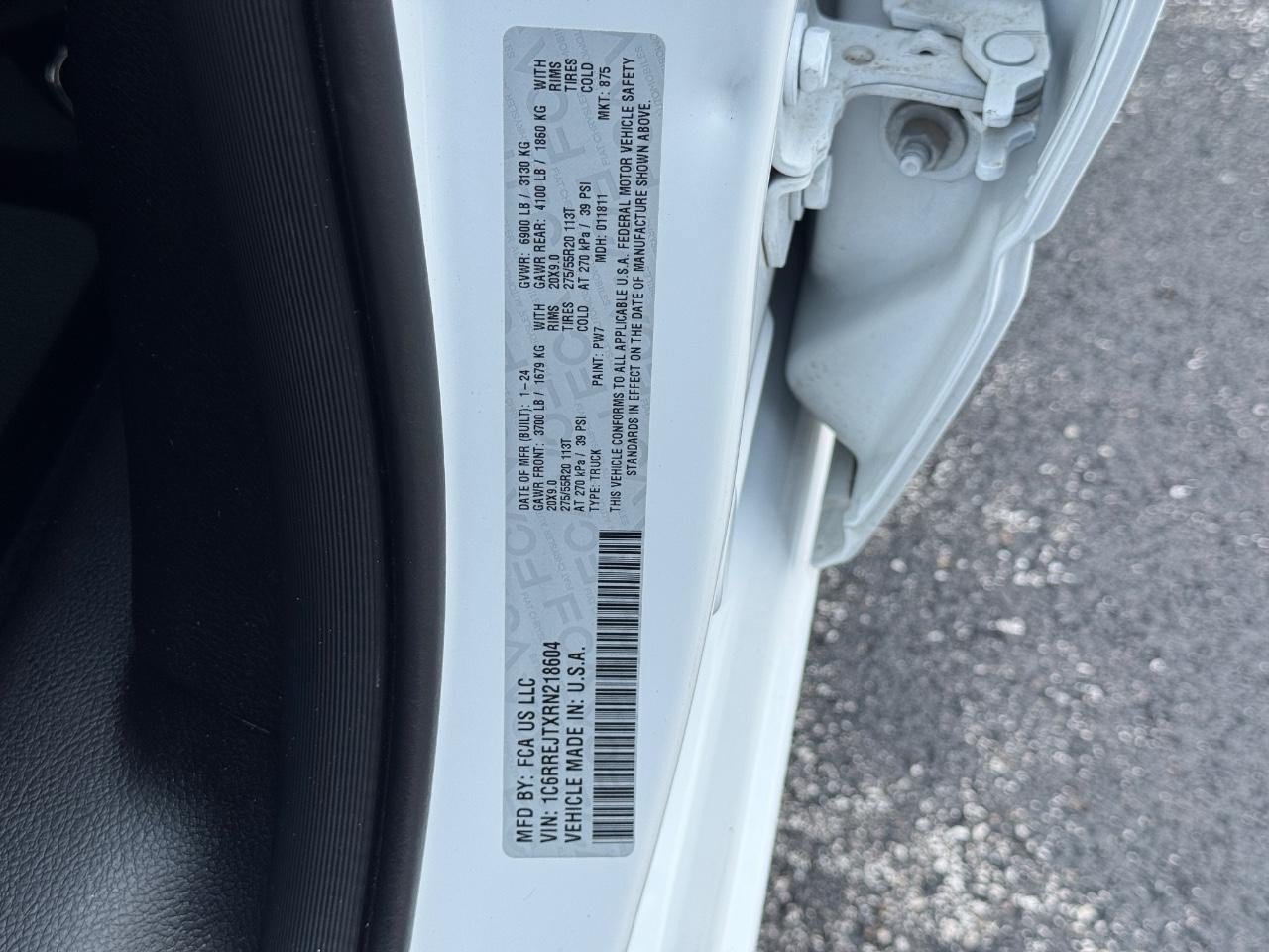 Used 2024 RAM 1500 Laramie RWD image 28
