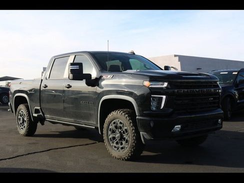 Used 2021 Chevrolet Silverado 3500 LTZ w/ LTZ Plus Package image 4