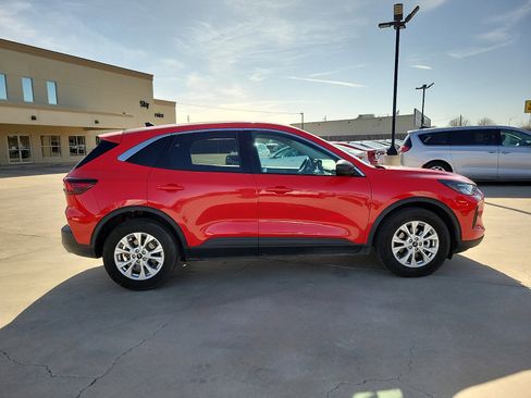 Used 2024 Ford Escape Active image 8