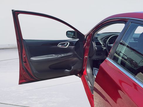 Used 2019 Nissan Sentra SV FWD image 20