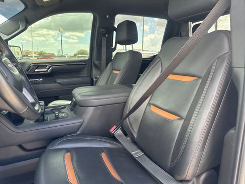 Used 2025 GMC Sierra 1500 AT4 AWD/4WD image 6