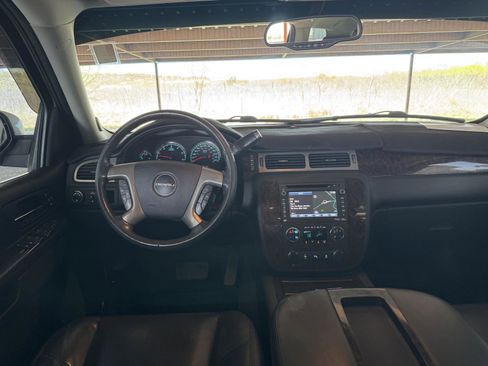 Used 2012 GMC Yukon Denali image 21