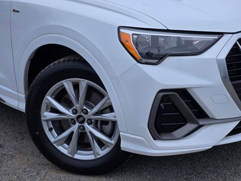 Used 2021 Audi Q3 2.0T Premium image 9