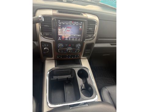 Used 2018 RAM 2500 Laramie AWD/4WD image 13